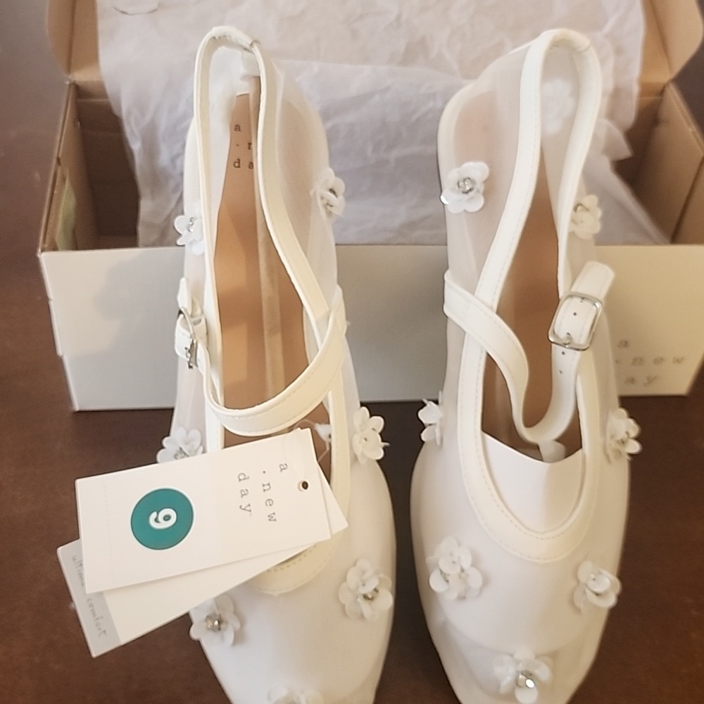A New Day Everly - White Mary Jane Flats with Sequins Floral Details - Picture 4 of 13